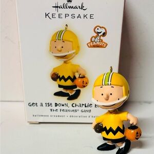 Hallmark “Get a 1st Down, Charlie Brown” Figure/Ornament